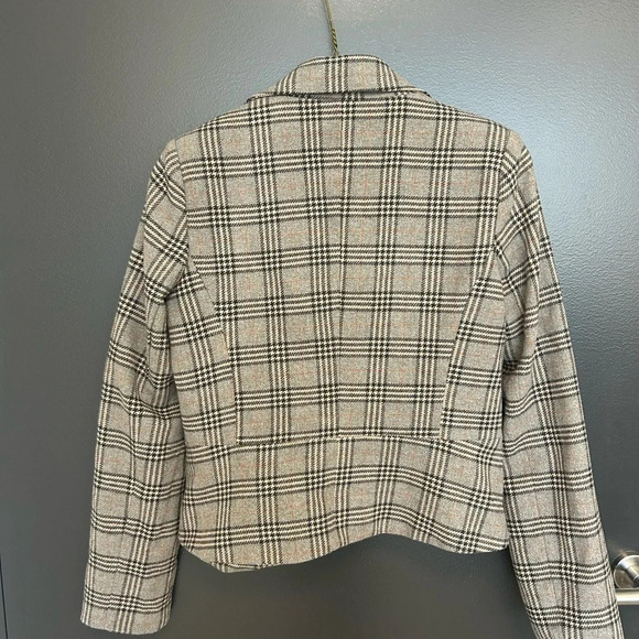 Willow and Clay plaid academia  blazer size M just dry cleaned great condition - Picture 9 of 9